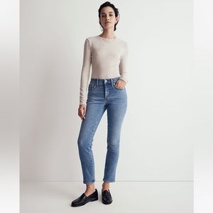 The Petite Mid-Rise Perfect Vintage Jean